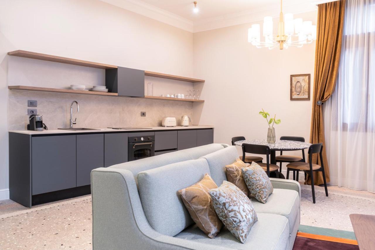 Be Mate Ponte Di Rialto Aparthotel Венеция Екстериор снимка