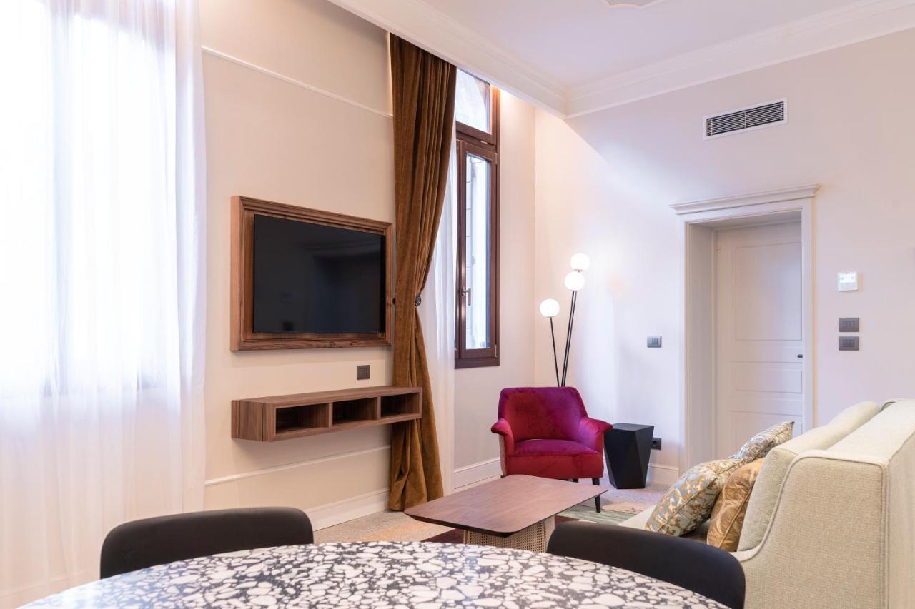 Be Mate Ponte Di Rialto Aparthotel Венеция Екстериор снимка